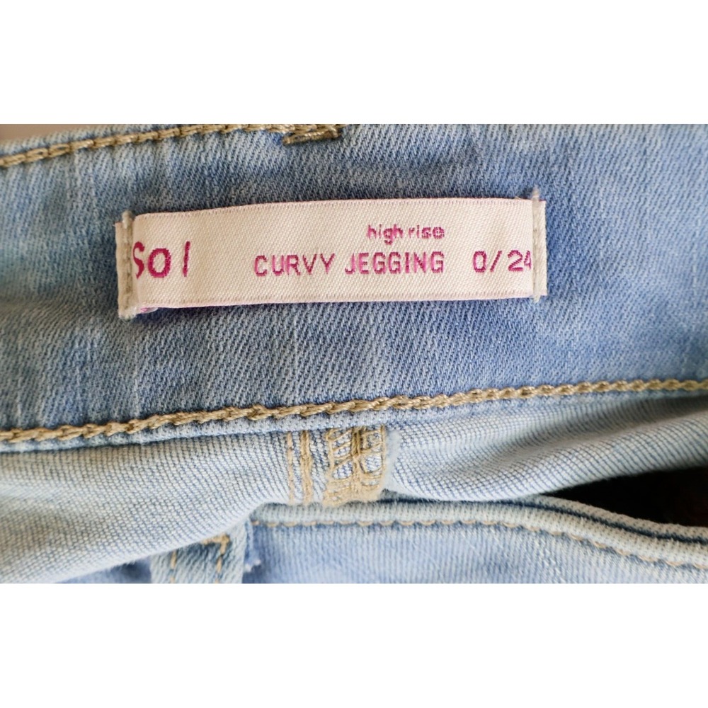 SO Jeggings Jeans Distressed High Rise Curvy Fit Womens Size 0 Blue Light Wash - Picture 6 of 7